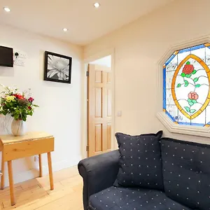 https://leeson-bridge-guesthouse.dublin-hotelsweb.com