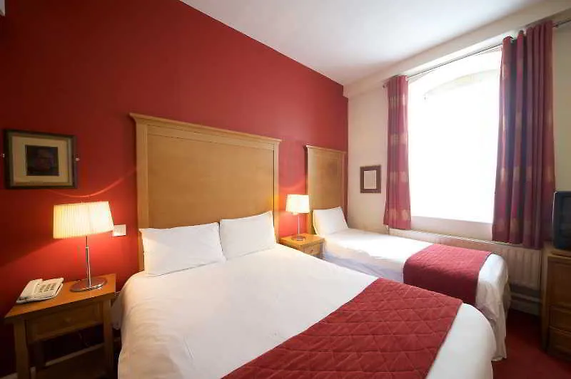 ***  Hotel Isaacs Cork City Ireland